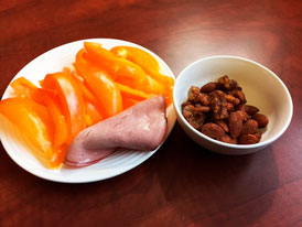 Nutritionist-Eats_Snack.jpg