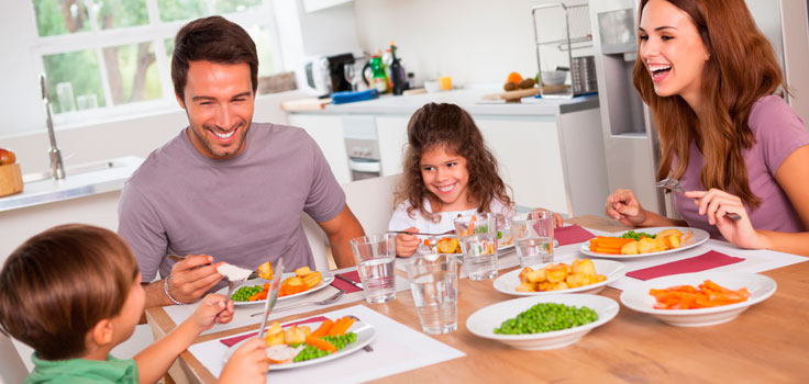 Cooking-busy-family_family-dinner.jpg